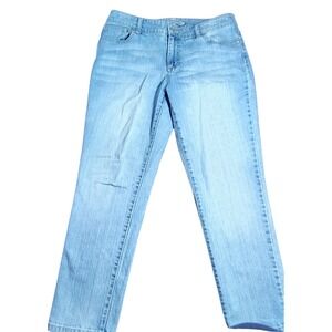 Chicos Platinum Womens Size 15 Light Wash Denim Straight Leg Jeans Stretch